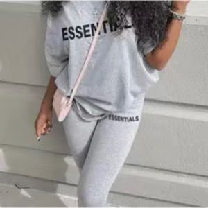 Essential leggings set